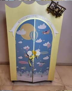 In Photos: ईशा अंबानी के बच्चों को अंबानी परिवार की ओर से मिला इतना महंगा गिफ्ट, तस्वीरें आईं सामने