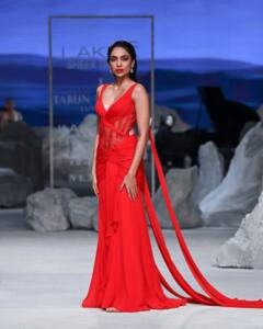 Sobhita Dhulipala Takes Over Lakme Fashion Week In Fiery Red Ensemble