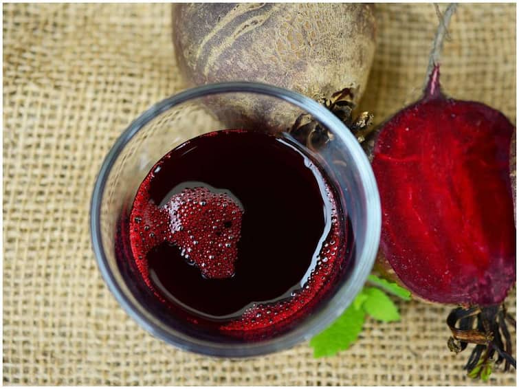 BeetRoot Juice: Drinking half a glass of beetroot juice daily is sure to double your beauty
