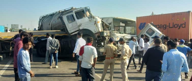 accident between Truck and tanker near Morbi, truck driver died in accident Morabi: માળીયા નજીક અકસ્માત, બેકાબૂ ટ્રક ડિવાઇડર ક્રોસ કરી ટેન્કર સાથે અથડાયો, ડ્રાઇવરનું કમકમાટીભર્યું  મોત