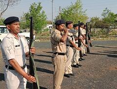 राजगढ़ में ड्यूटी पर जा रहे बाइक सवार ASI को ट्रक ने 200 मीटर घसीटा, दर्दनाक मौत, टायर के नीचे मिला शव