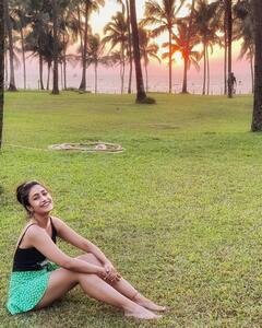 Photos: सोशल मीडिया क्वीन है इस भारतीय गेंदबाज की पत्नी, अपनी एक पोस्ट से मचा देती हलचल