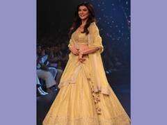 Sushmita Sen Lights Up The Ramp With All Her Grace. Take A Look