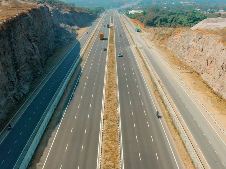 The PM will also lay the foundation stone for Mysuru-Kushalnagar 4 lane highway. Spread over 92 Km, the project will be developed at a cost of around Rs 4,130 crores. (Twitter/@narendramodi)