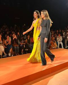 Shanaya Kapoor Trolled Over Her Ramp Walk At Lakme Fashion Week