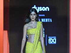 Shanaya Kapoor Trolled Over Her Ramp Walk At Lakme Fashion Week