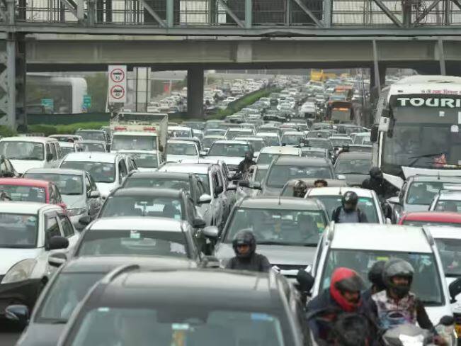 Delhi Gurugram Expressway Will Remain Closed for 3 Months for Construction of Underpass and flyover Delhi Gurugram Expressway : ਦਿੱਲੀ-ਗੁਰੂਗ੍ਰਾਮ ਐਕਸਪ੍ਰੈਸਵੇਅ 90 ਦਿਨਾਂ ਲਈ ਰਹੇਗਾ ਬੰਦ , ਯਾਤਰੀਆਂ ਨੂੰ ਝੱਲਣੀ ਪਵੇਗੀ ਪ੍ਰੇਸ਼ਾਨੀ