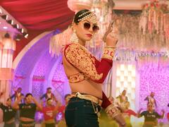 माही श्रीवास्तव की दबंगई के आगे बड़े बड़े सितारे हुए फेल, शादी में पिस्टल उठाए बनी डाकू दुल्हनिया