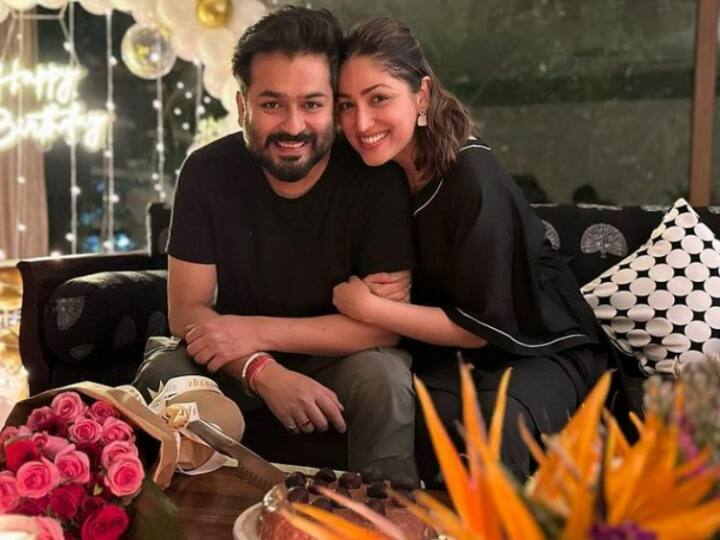 Yami Gautam-Aditya Dhar Photos: पति के बर्थडे पर यामी गौतम ने शेयर की रोमांटिक तस्वीर, लिखा- ‘हैप्पी बर्थडे मेरी दुनिया’