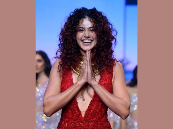 Taapsee Pannu Aces The Ramp In A Red Gown At The Lakme Fashion Week 3731