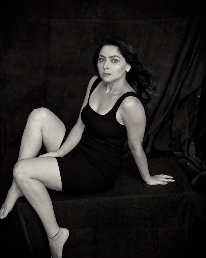 या देखण्या रुपात सोनालीचं सौंदर्य आणखी खुललं आहे.