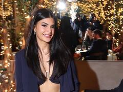 Oscar 2023: जैकलीन फर्नांडिस ने अटेंड की ऑस्कर की प्री डिनर पार्टी, 'टेल इट लाइक अ वुमन' टीम के साथ शेयर की ये तस्वीरें