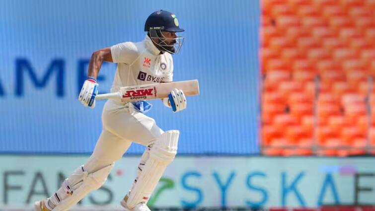 IND vs AUS 4th Test: Virat Kohli health update provided by Axar Patel after Anushka Sharma's claims IND vs AUS 4th Test: শারীরিক অসুস্থতা নিয়েই শতরান! কেমন আছেন বিরাট কোহলি? জানালেন অক্ষর