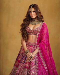 Tara Sutaria Latest Pics: सुतारियाचा ट्रॅडिशनल किलर लूक, पाहा फोटो