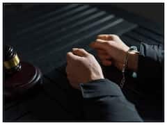 'Multiverse Is Real': Man Arrested For Walking Without Clothes On Florida Street, Says He's From A 'Different Earth'