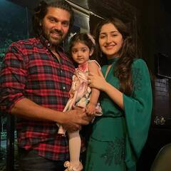 Arya Sayyesha:’இந்த குடும்பம் ஒரு கோவில்…’திருமண நாளை குடும்பத்தினருடன் கொண்டாடிய ஆரியா-சாயிஷா!