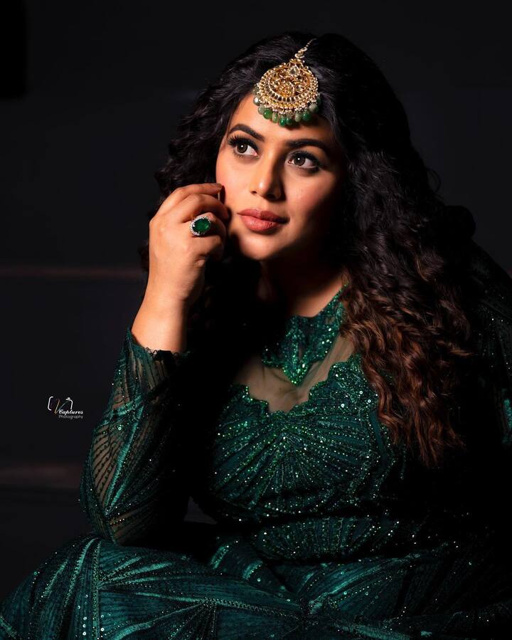 పూర్ణ అందమైన ఫోటోలు -Image Credit: Shamna Khasim/Instagram