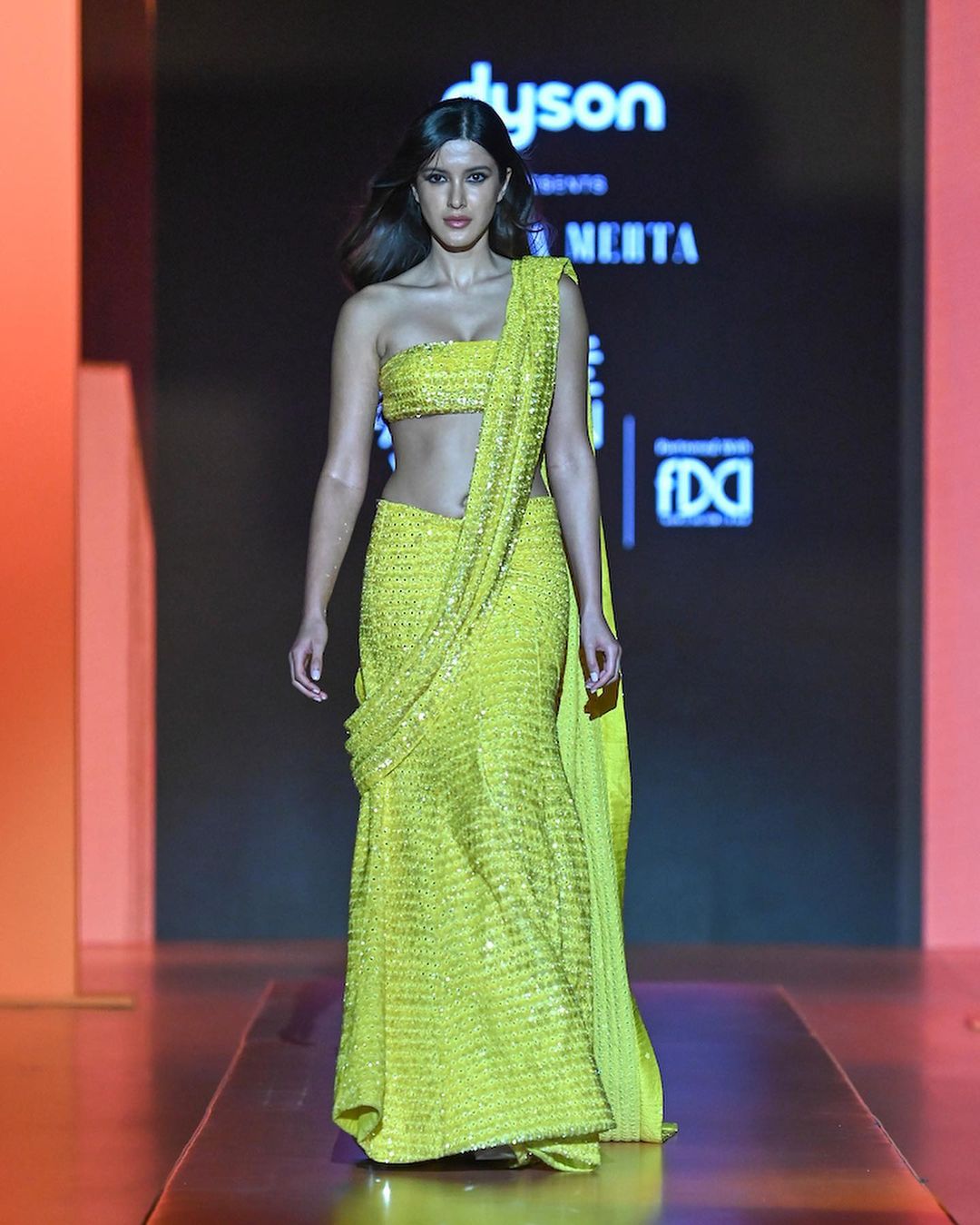 Saris from 11 different Indian states on the ramp - Times of India