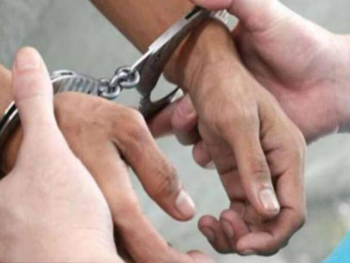 Mumbai Sexual exploitation of women sent to foreign countries on pretext of jobs police arrested two accused ann Mumbai Crime: नौकरी का झांसा देकर विदेश भेजी गईं महिलाओं का हो रहा यौन शोषण, पुलिस ने दो दलालों को दबोचा