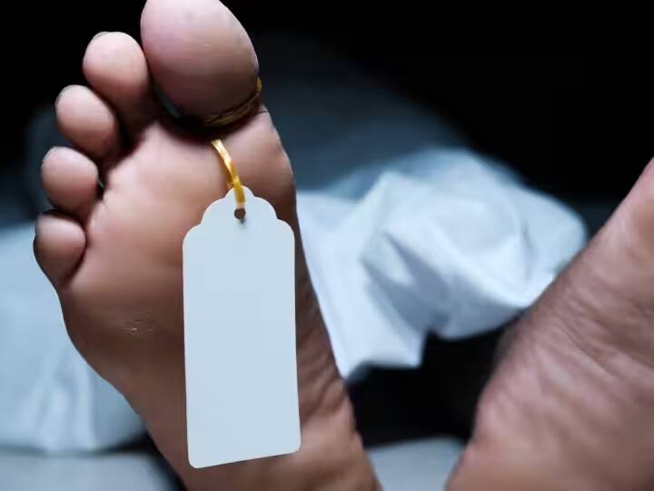 Sambhal couple suicide, lover shot the girl and then shot himself ann Sambhal Suicide: पहले प्यार-मोहब्बत की बातें की, फिर प्रेमिका को गोली मारकर खुद भी किया सुसाइड