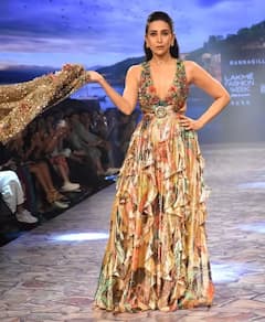 Lakme Fashion Week : કરિશ્મા અને તમન્નાએ રેંપ પર પાંથર્યો હુશ્નનો જાદુ