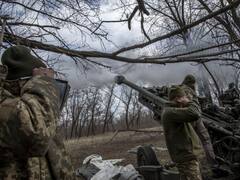 रूस और यूक्रेन का युद्ध ले रहा है खतरनाक रूप, एक दिन में पुतिन के मारे गए 500 सैनिक, कीव ने किया दवा