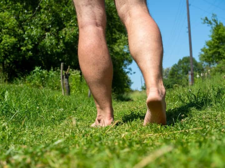 America’s PK!  The man seen walking on the road without clothes told the police – I have come from another earth