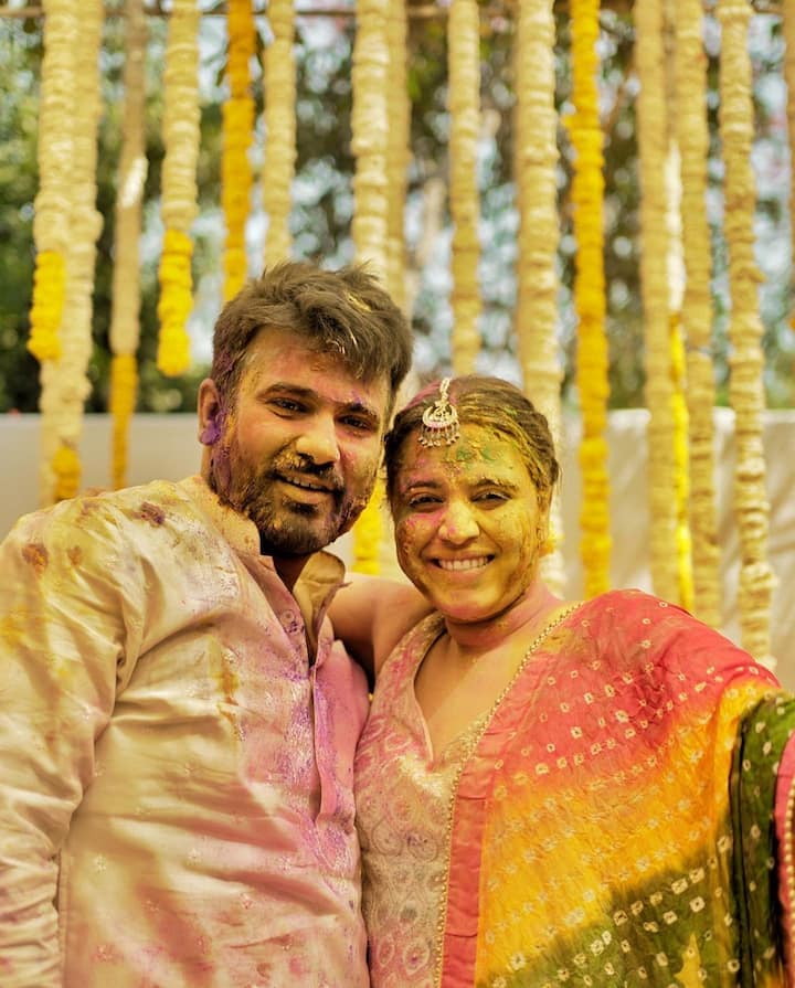 The venue was decorated with yellow marigold flowers, as the haldi ceremony will had an all-yellow colour theme.