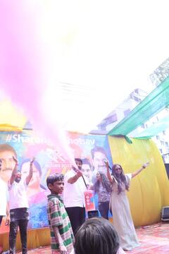 सतेज पाटलांकडून रंगाची आतषबाजी; ऋतुराज पाटील डीजेवर थिरकले