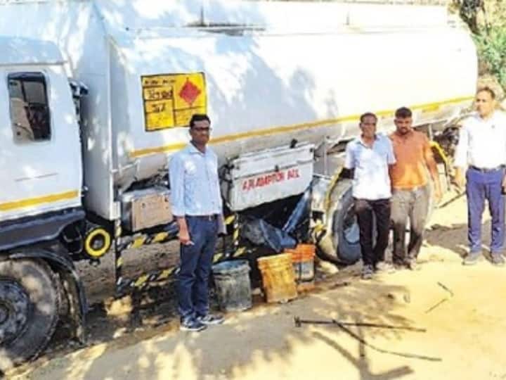 Ajmer logistics department caught black business stolen petrol diesel tanker ann Rajasthan News: अजमेर में टैंकरों से पेट्रोल-डीजल चुराकर मिलावट के काले कारोबार का पर्दाफाश, विभाग ने ऐसे किया खुलासा