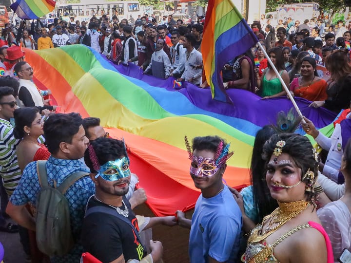 Modi government opposes same sex marriage in supreme court told it is against the Indian family system ANN LGBTQ: समलैंगिक विवाह का केंद्र ने किया विरोध, SC में कहा- यह भारतीय पारिवारिक व्यवस्था के खिलाफ
