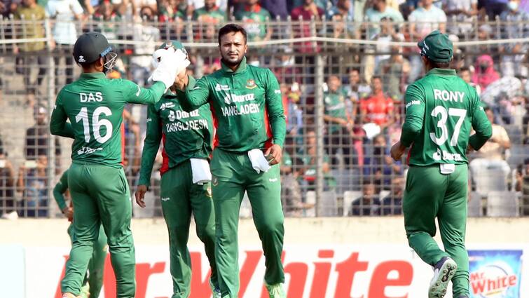 BAN vs ENG: Mehidy Hasan Miraz's stunning performance help Bangladesh clinch T20I series BAN vs ENG: পদ্মাপারে ধরাশায়ী ইংল্যান্ড, এক ম্যাচ বাকি থাকতেই সিরিজ জিতল বাংলাদেশ