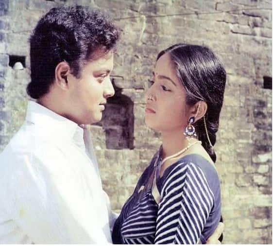 'नदिया के पार'  में साधना सिंह के साथ सचिन पिलगांवकर नजर आए थे. दोनों का रोमांस दर्शकों ने काफी ज्यादा पसंद किया था. लेकिन आपको जानकर हैरानी होगी कि साधना को ये फिल्म उनकी मेहनत नहीं बल्कि किस्मत ने दिलाई थी.