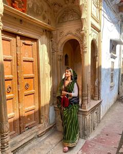 Bhojpuri News: भोजपुरी सिनेमा की सनी लियोनी बनी भगवान कृष्ण की जोगन, लेटेस्ट तस्वीरों में एक्ट्रेस पर चढ़ा आस्था का रंग