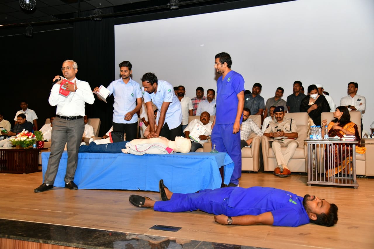 Heart Attack CPR: వరుస గుండెపోటు మరణాలు, సీపీఆర్ పై అన్ని రంగాల వారికి శిక్షణ ఇస్తాం - మంత్రి గంగుల