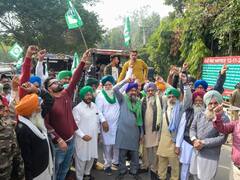 पंजाब से 5 किसान संगठनों के लोग पहुंचे दिल्ली, संसद भवन की ओर कूच करने की है तैयारी 