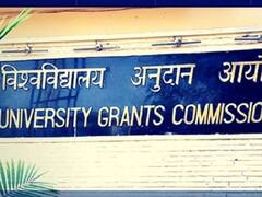 অ্যাসিসট্যান্ট প্রফেসর পদে যোগদানের জন্য পিএইচডি বাধ্যতামূলক নয়, জানালেন ইউজিসি চেয়ারম্যান