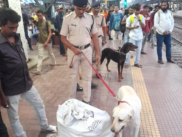 central railways canine hero extra crowd and safety अतिरिक्त गर्दी, रेल्वे मालमत्ता आणि प्रवाशांच्या सुरक्षेसाठी कॅनाईन हिरो सज्ज