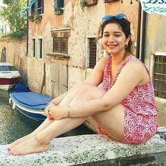 सहेली की शादी में सचिन तेंदुलकर की इकलौती बेटी सारा तेंदुकलर के आगे फिकी पड़ी दुल्हनिया, हर तरफ हो रहे हैं सारा के चर्चे