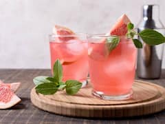 Guava Mojito Recipe: हाउस पार्टी की जान बन जाएगी यह खास क्लासिक 'फ्रूट कॉकटेल', ऐसे बनाएं 'अमरूद मोजिटो'