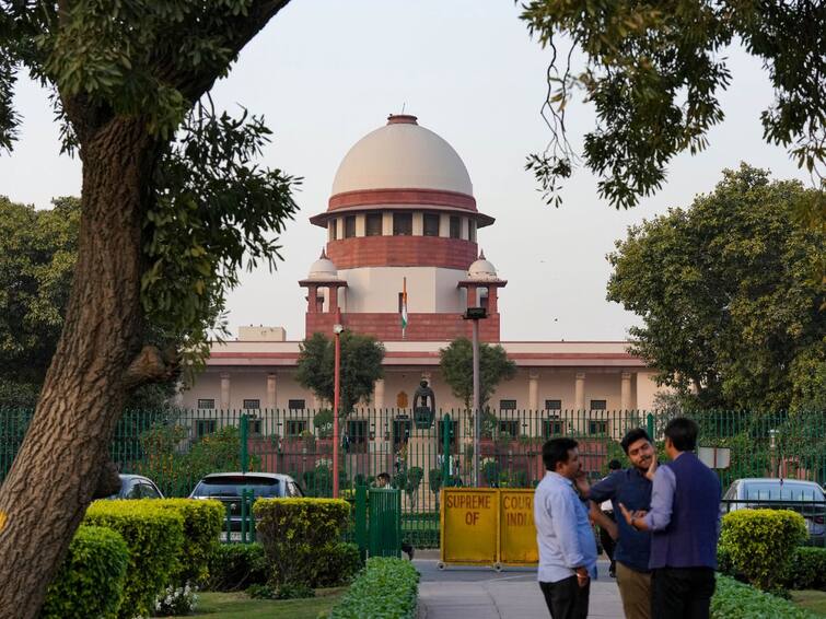 Adopted Child Of Gay Couple Sexual Orientation Supreme Court Same-Sex Marriage Hearing 'Issue Of Seminal Importance': SC Refers Same-Sex Marriage Pleas To Constitution Bench