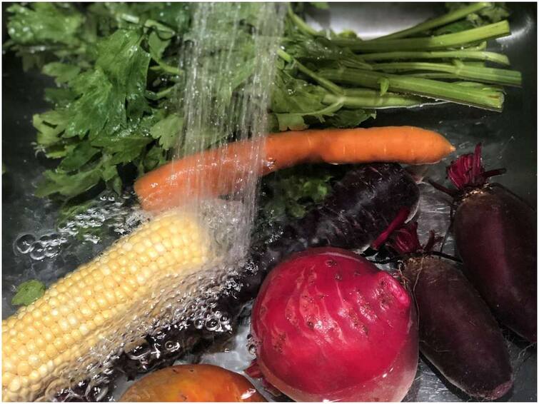 Fruits and vegetables should be cleaned like this to avoid diseases