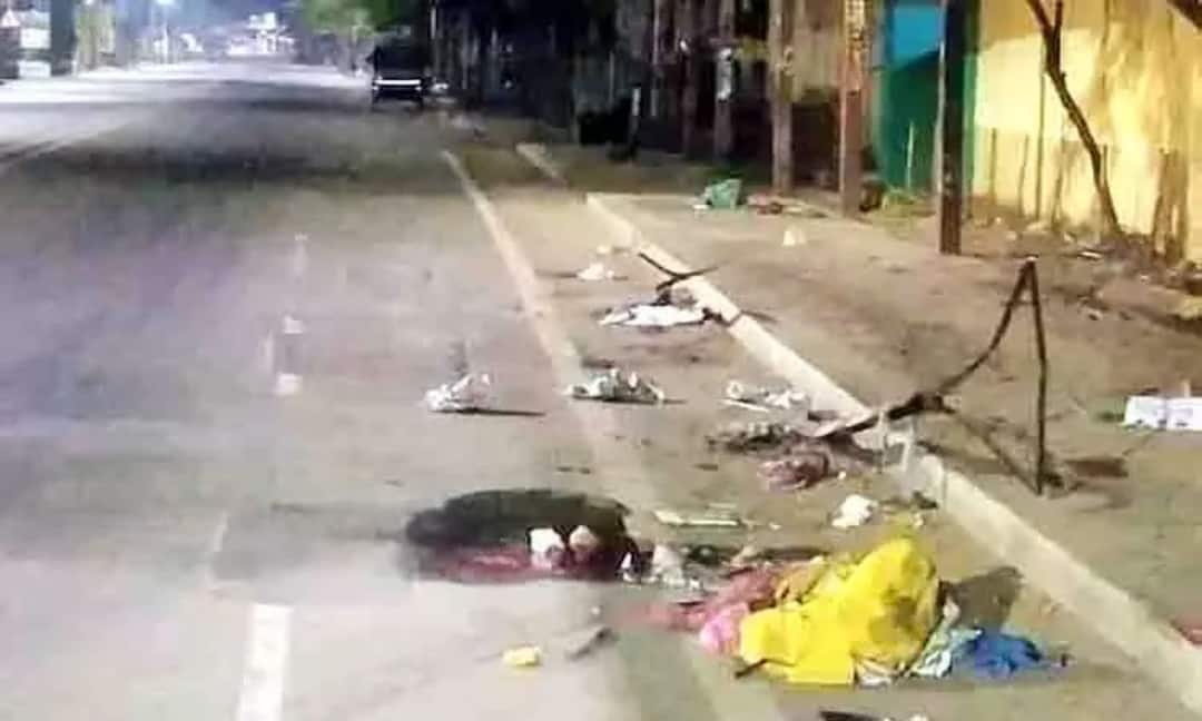 3 people were killed when a car rammed into people who were sleeping on the roadside in Trichy TNN திருச்சியில் பரபரப்பு... சாலையோரம் தூங்கிகொண்டிருந்தவர்கள் மீது கார் ஏறியதில் 3 பேர் உயிரிழப்பு