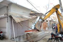 Photo : छत्रपती संभाजीनगरमधील 75 अनधिकृत बांधकामे जमीनदोस्त; महापालिकेची कारवाई