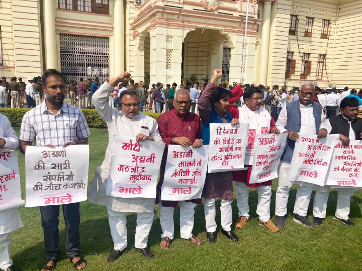 Bihar Budget Session: होली के बाद आज फिर दोनों सदनों में हंगामे के आसार, जानिए किस मुद्दे पर घेरेगा विपक्ष Bihar Budget Session 2023 Opposition Will Attack in Assembly on Lalu Prasad Yadav CBI ED Raids Land for Job Scam Nitish Kumar Bihar Budget Session: होली के बाद आज फिर दोनों सदनों में हंगामे के आसार, जानिए किस मुद्दे पर घेरेगा विपक्ष