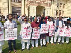 बिहार: होली के बाद आज फिर दोनों सदनों में हंगामे के आसार, जानिए किस मुद्दे पर घेरेगा विपक्ष