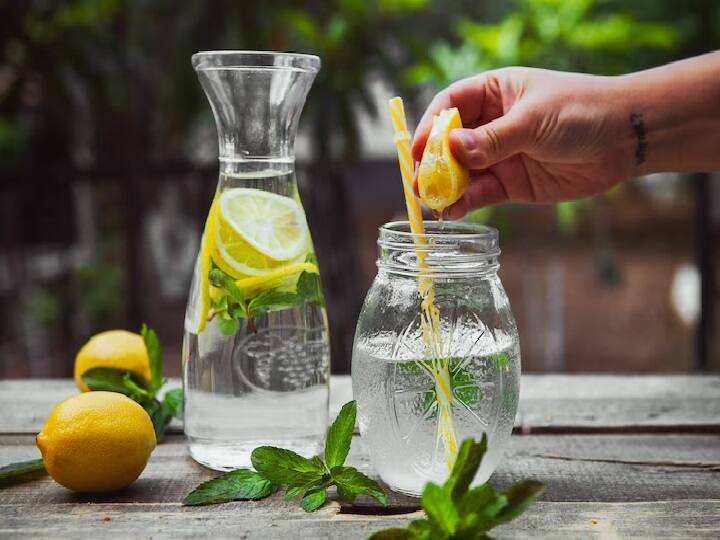 Increase immunity in summer Make lemon water powder in minutes learn here the easy way Nimbu Pani Recipe: गर्मी में इम्युनिटी बढ़ाएं... मिनटों में बनाएं नींबू पानी पाउडर, यहां जानें बनाने का आसान तरीका