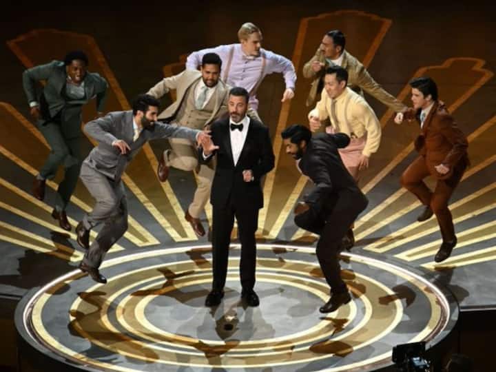 'नाटू नाटू'  गाण्याच्या परफॉर्मन्सने ऑस्कर पुरस्कार सोहळ्यात उपस्थित असलेल्या प्रेक्षकांची मनं जिंकली. (RRR Movie/Twitter)