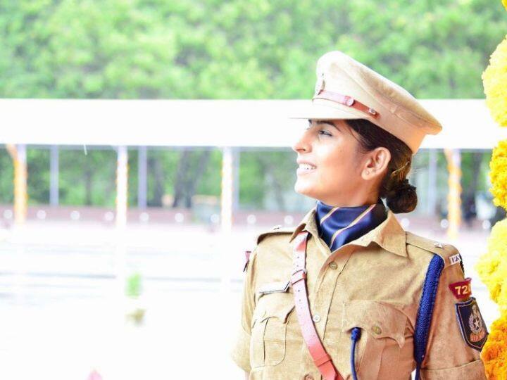 हरजोत बैंस तो सोशल मीडिया पर खासे एक्टिव रहते ही हैं अब उनकी होने वाली पत्नी भी उन्हें टक्कर देने वाली ही मिली हैं. बैंस के अगर 76 हजार फॉलोअर्स है तो ज्योति भी कम नहीं हैं.