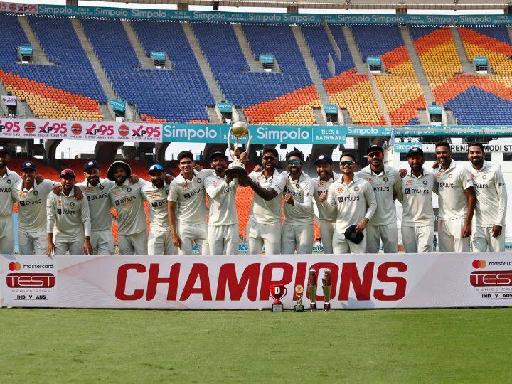 IND vs AUS : बॉर्डर गावस्कर ट्रॉफीतील चौथ्या कसोटी सामना अनिर्णीत राहिला. पण मालिका भारतानं 2-1 ने जिंकली.
